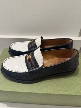 Gucci Mens Leather Loafers Black White Web Stripe Slip On  Shoes Size 6.5